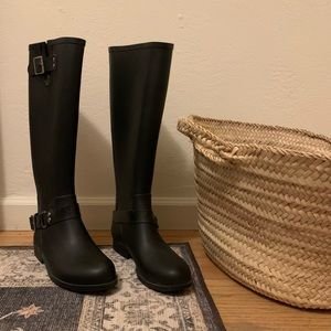 Steve Madden Rainboots